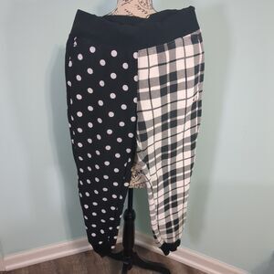 Black And White Champion SweatPants With Pockets medium joggers